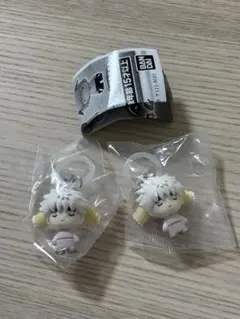 ハンターハンター　めじるしアクセサリー　キメラアント編　コムギ　2個セット