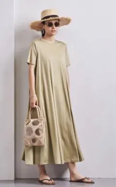 【美品】ユナイテッドアローズ カットソー マキシワンピース　ベージュ　定価2万円