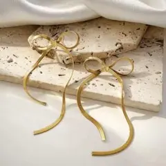 Item thumbnail for item 6b79a79c-01f9-45f2-9f5d-81b0b02bf48c