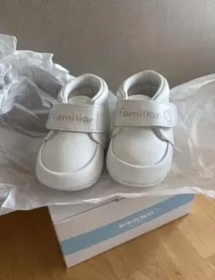 【新品未使用】familiar ファーストシューズ ホワイト　13.0cm