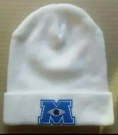 モンスターズインク　ニット帽 白 ビーニー　ディズニー　ピクサー ホワイト