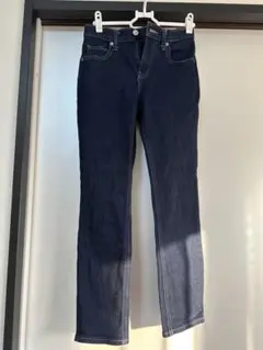 UNIQLO スリムストレートジーンズ ネイビー