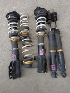 カローラ ZWE219 車高調 フルタップ式 ブリッツ