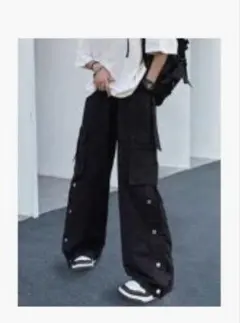 黒 フラップポケット カーゴパンツ　裾ボタン