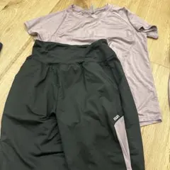 フィットネスウェア ピンク 伸縮性あり