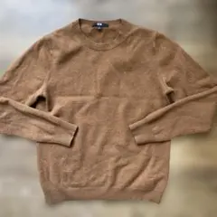 UNIQLOカシミヤクルーネックセーター