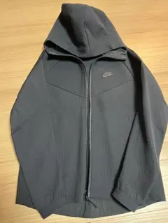 テック ナイロンジャケット