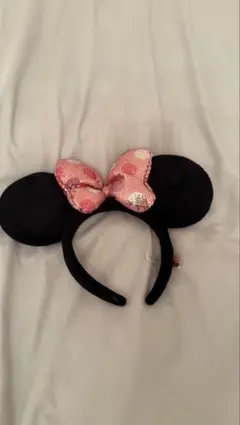 ミニーマウス カチューシャ 黒とピンク