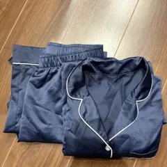 GU サテンパジャマ 長袖 上下セット