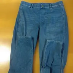 ユニクロ　ストレートデニムパンツ