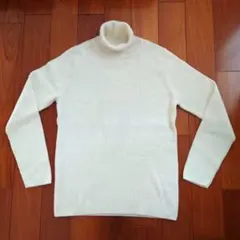【ほぼ未使用品✨】ジム　タートルネックニットセーター　白　M