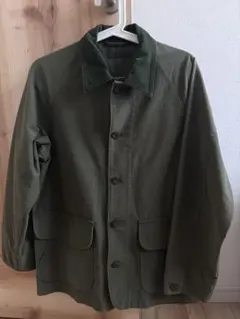 UNIQLOカーキジャケット