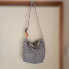 VDLC グレー ショルダーバッグ
