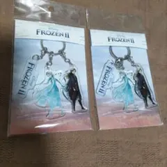 Frozen II 3連アクリルキーホルダー 2個　まとめ売り　アナと雪の女王