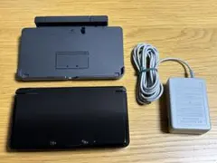 ニンテンドー3DS ブラック 本体＋充電ベース＋充電アダプター