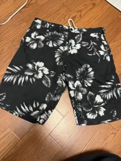 ワンオク　グッズ　ショートパンツ　半ズボン