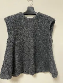 グレー ボア ノースリーブベスト