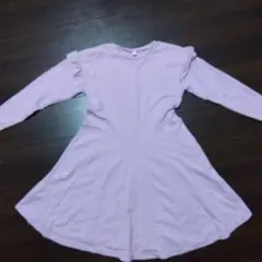 ⑧ピンクワンピース