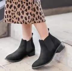 4cmヒール サイドゴア 美脚 ショートブーツ 22.5cm ブラックスエード