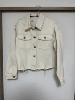 ZARA ザラ ホワイトデニムジャケット Gジャン ショート丈