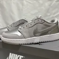 ナイキ エアジョーダン1 レトロ ロー OG 