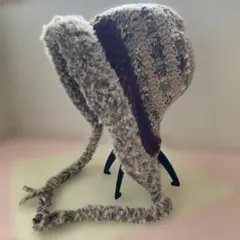 ハンドメイド　おしゃれなボンネット風帽子ファー付き