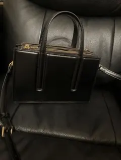 ZARA ブラックレザー ハンドバッグ