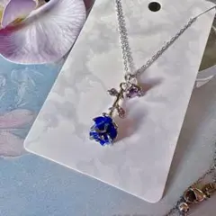 2way青いメタリックの薔薇バラとリングのネックレス～ブルー シルバーカラー