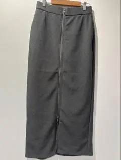 【GU】フロントジップナロースカート　M