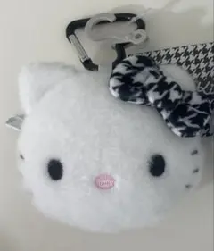 しまむら ハローキティ 千鳥柄シリーズ カラビナ付きポーチ 白黒