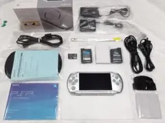 PSP3000　シルバー　新品に近い綺麗な美品　本体ほぼキズ無し　バリューパック