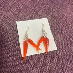⭐️最終処分価格！ガラス製☆ハンドメイド★唐辛子ピアスC