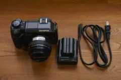 LUMIX G7本体＋OLYMPUSレンズ＋バッテリー2つ - メルカリ