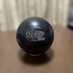 ボウリングボール