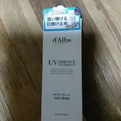 新品未使用品　d'Alba UV ESSENCE WATERFUL+ 50ml