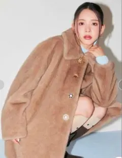 2026年最新】lily brown×mary quant ビジューボタンミドルファーコート