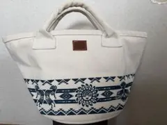 新品未使用 チャイハネ　ネイティブ柄 キャンバストートバッグのサムネイル