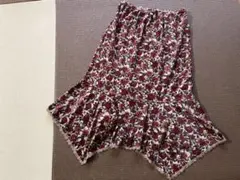レストローズ　ベージュ花柄アシンメトリーベロアスカート　M