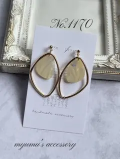 No.1170 ホワイトマーブルプレート＊ゴールドフレームハンドメイドイヤリング