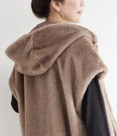 【極美品】ミンクヤーン 　ポンチョ　フード付きミンクファー　羊革フリンジ 毛皮 7755_1.jpg