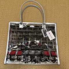 【未使用】日本橋高島屋 橋本シャーン ビニールトートバッグ 限定品 シルバーのサムネイル