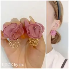 Item thumbnail for item 6e94146d-fe93-4adb-8a41-778a73a412c2