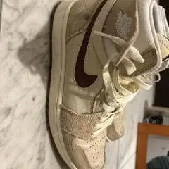 Nike Air Jordan 1 ベージュ/ブラウン ハイカット