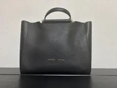 IACUCCI ブラック レザーハンドバッグ