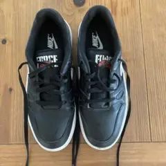 ナイキ フル フォース LOW