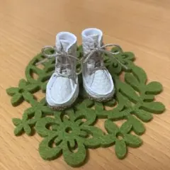 Item thumbnail for item 5c7d164e-8cdd-49b4-8aa6-86287a1ee11f