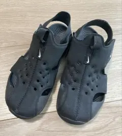 ナイキNIKEキッズサンダル19.cm水陸両用プールサンダル黒ブラック