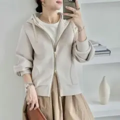 早い者勝ち【新品未使用】Emma Taylor ダンボールジップアップパーカー