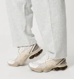 アシックス　GEL-KINETIC FLUENT⭐️24.5