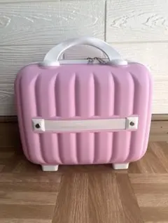 Item thumbnail for item d43fb463-fe9a-416a-beb4-ebcb6c42c68a